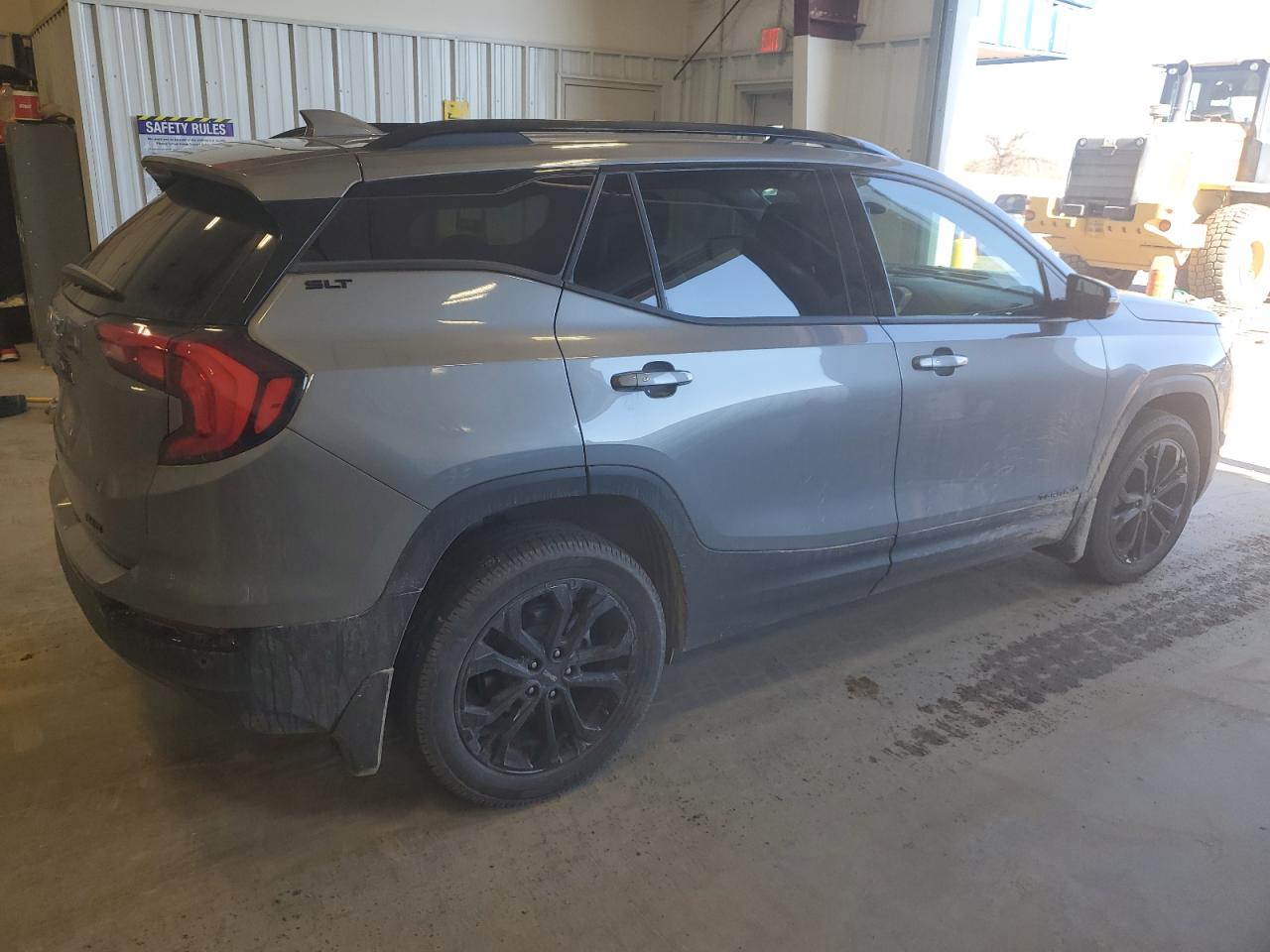 Image 3 of 2020 GMC TERRAIN SL 2020 with VIN 2GKALVEV5LL203894