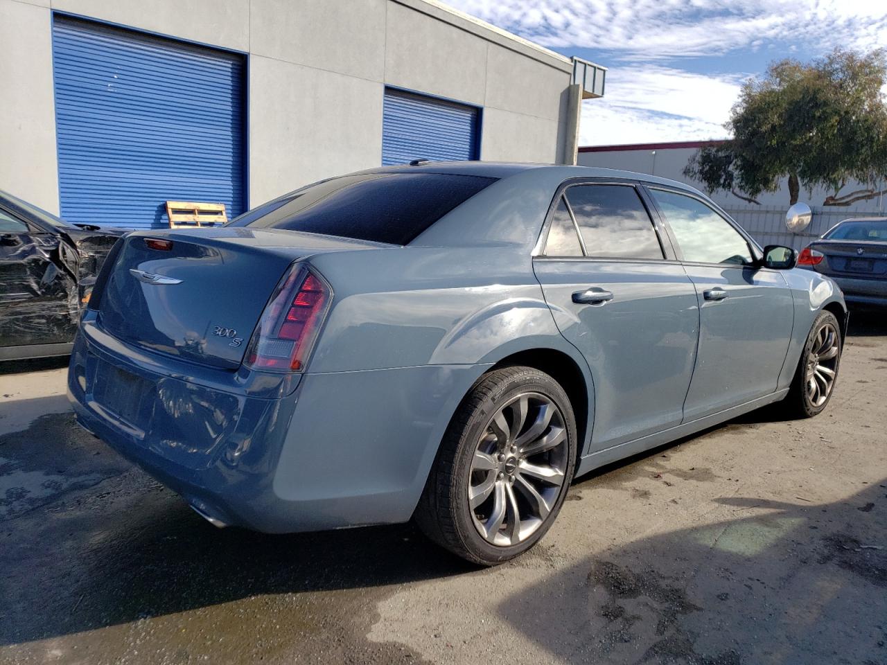 Изображение 3 2014 CHRYSLER 300 S 2014 с VIN 2C3CCABG6EH352270