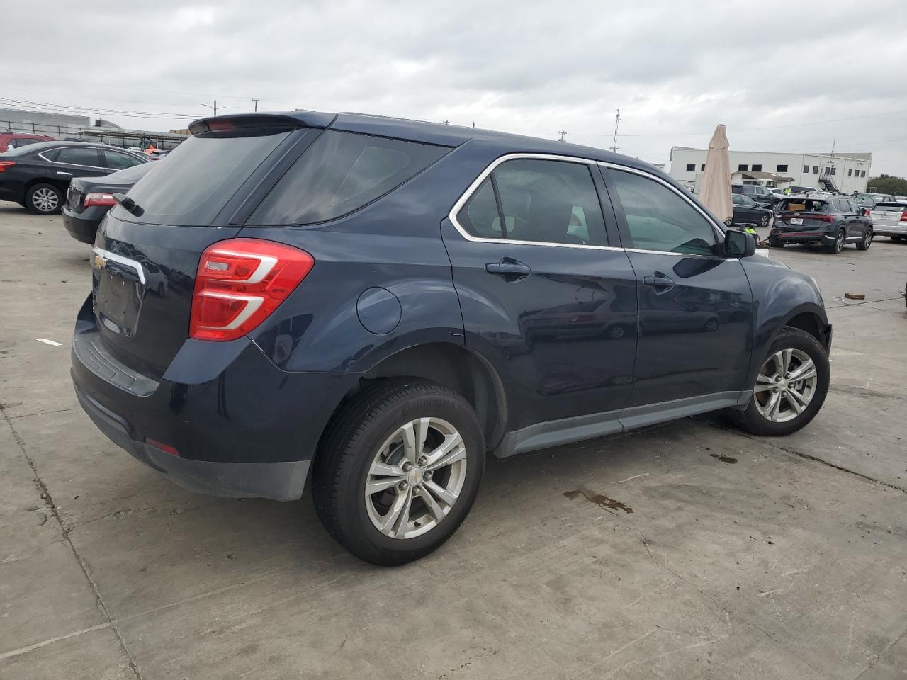 Image 3 of 2017 CHEVROLET EQUINOX LS 2017 with VIN 2GNALBEK1H1597426