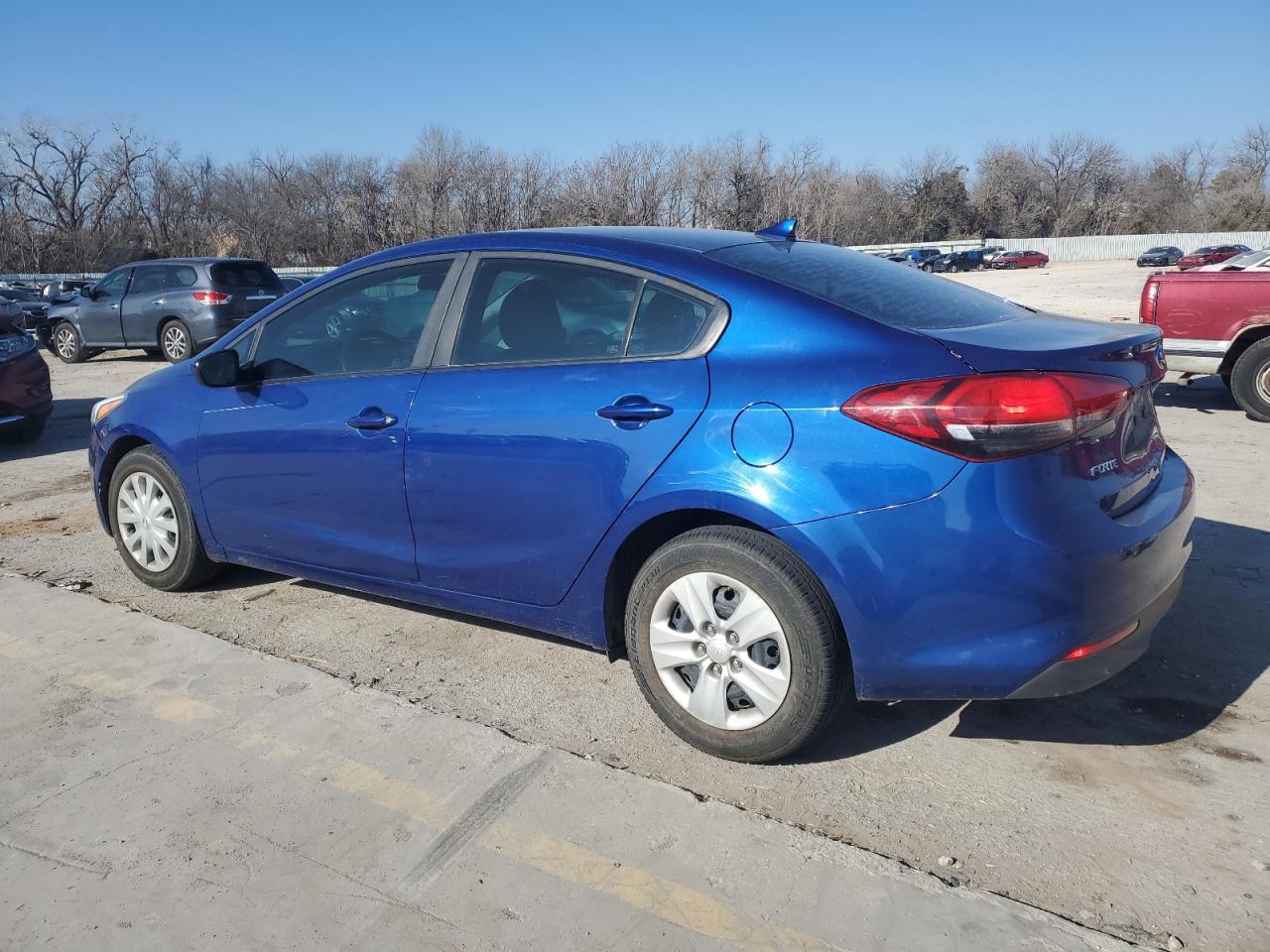 Изображение 2 2017 KIA FORTE LX 2017 с VIN 3KPFK4A78HE044273