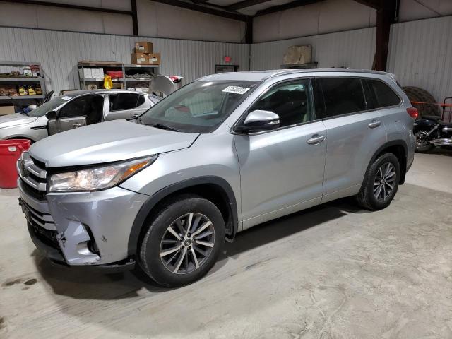 Image 1 of 2018 TOYOTA HIGHLANDER SE 2018 with VIN 5TDJZRFH3JS535379
