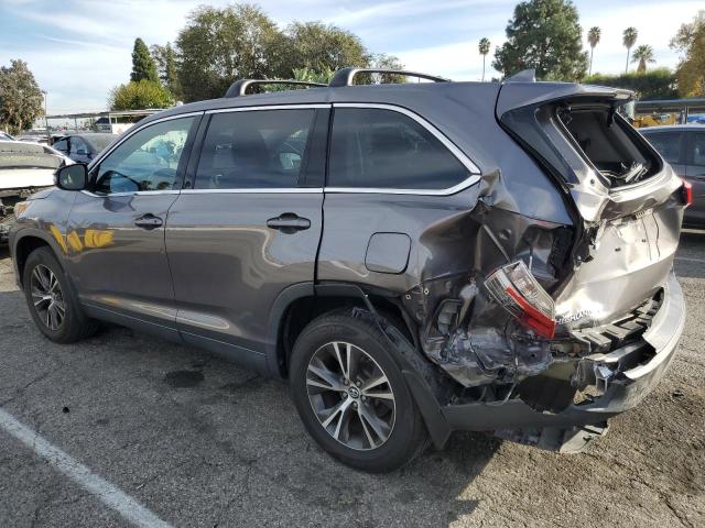 Image 2 of 2019 TOYOTA HIGHLANDER LE 2019 with VIN 5TDBZRFH4KS730669