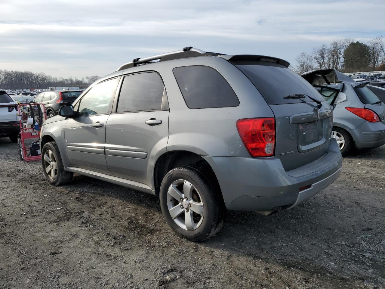 Image 2 of 2006 PONTIAC TORRENT  2006 with VIN 2CKDL73F966088511