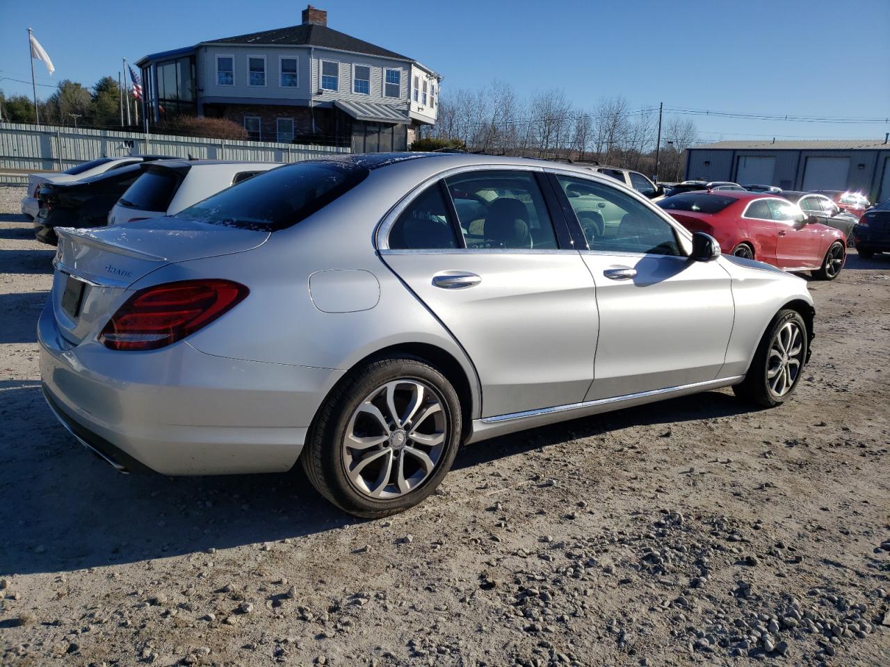 Изображение 3 2017 MERCEDES-BENZ C 300 4MATIC 2017 с VIN 55SWF4KB1HU188313