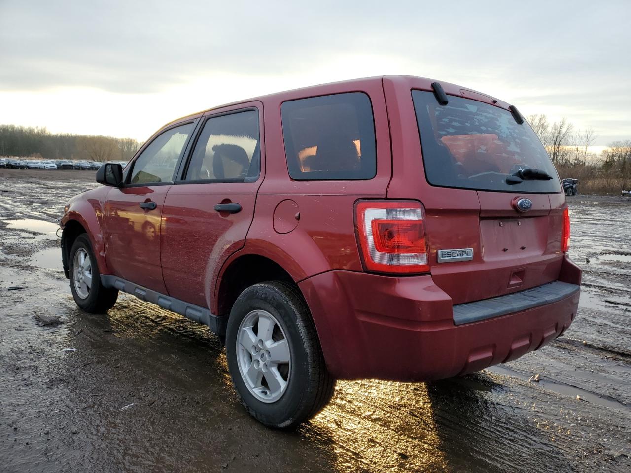Изображение 2 2012 FORD ESCAPE XLS 2012 с VIN 1FMCU0C73CKC62724