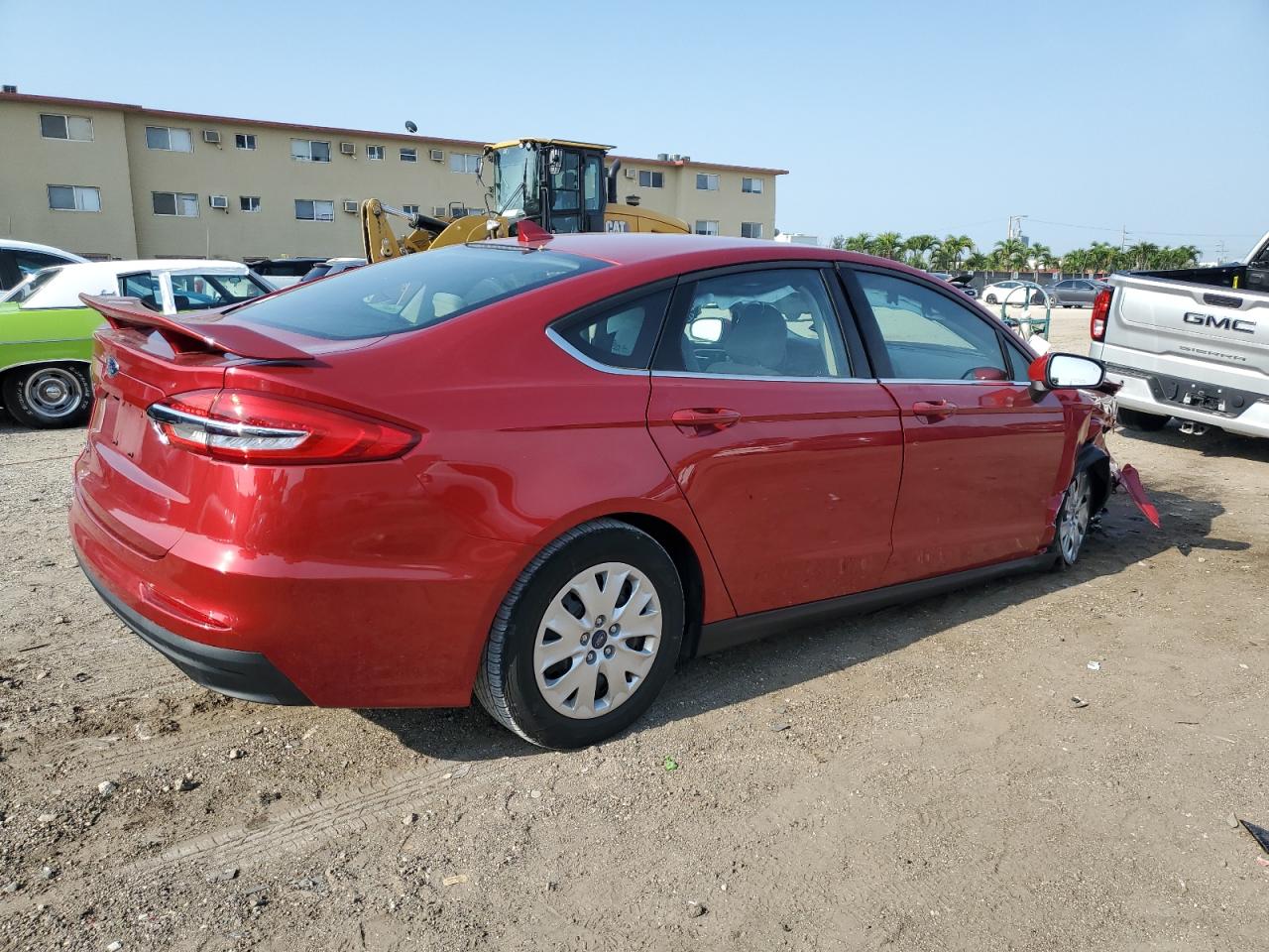 Изображение 3 2020 FORD FUSION S 2020 с VIN 3FA6P0G76LR184928