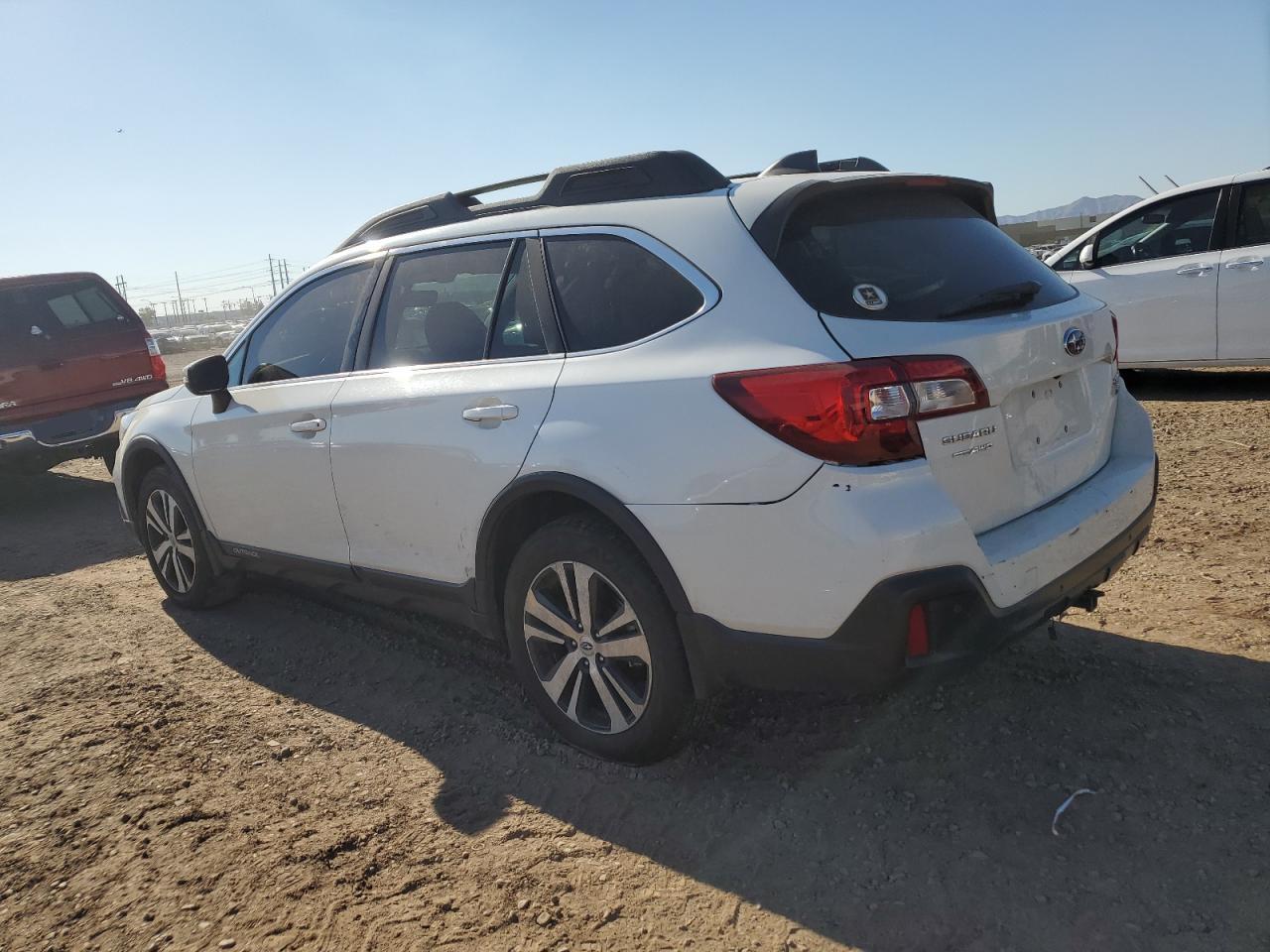 Image 2 of Subaru Outback 3.6R Limited 2019 with VIN 4S4BSENC0K3322590