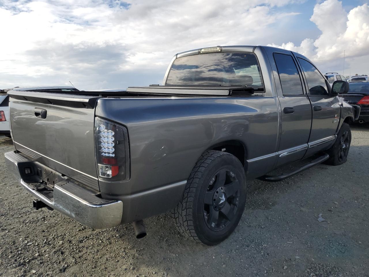 Изображение 3 2008 DODGE RAM 1500 ST 2008 с VIN 1D7HA18N78S623112