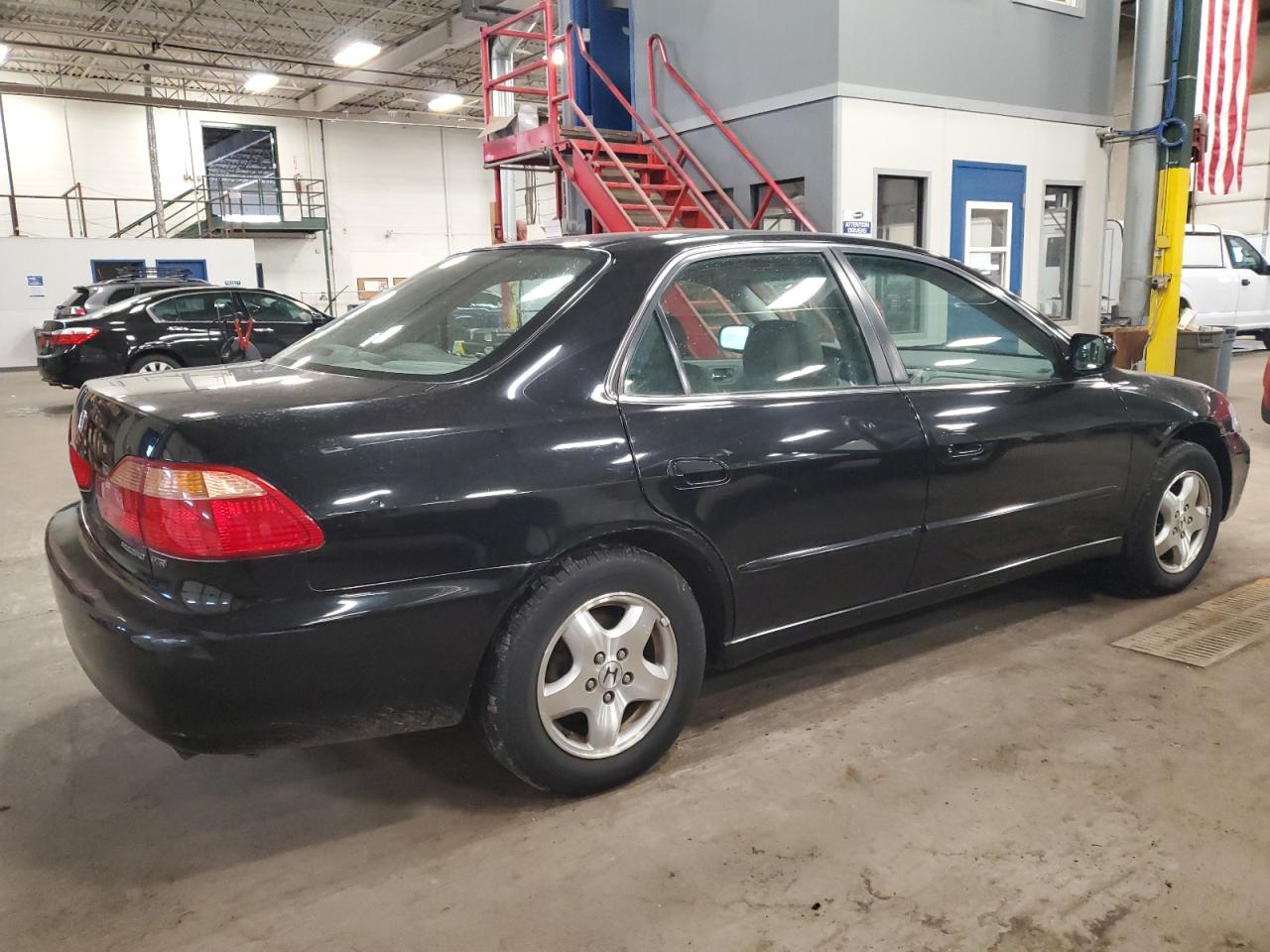 Image 3 of 1999 HONDA ACCORD EX 1999 with VIN 1HGCG1659XA045669