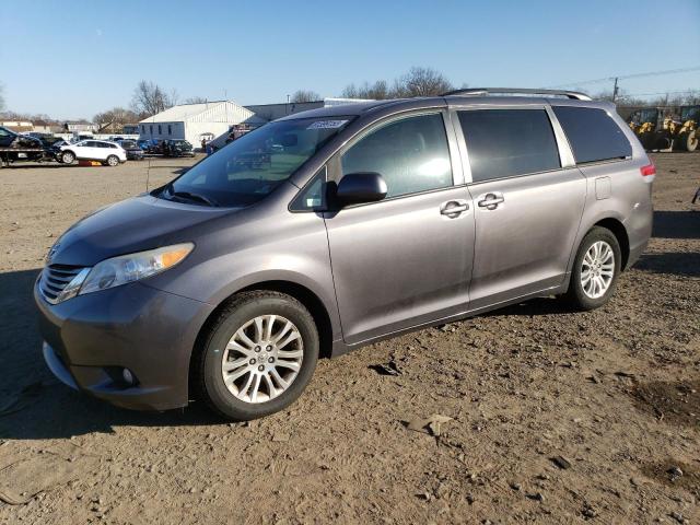 Obraz 2011 TOYOTA SIENNA XLE 2011