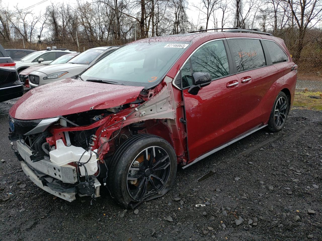 Изображение 1 2022 TOYOTA SIENNA XSE 2022 с VIN 5TDXRKEC0NS080956