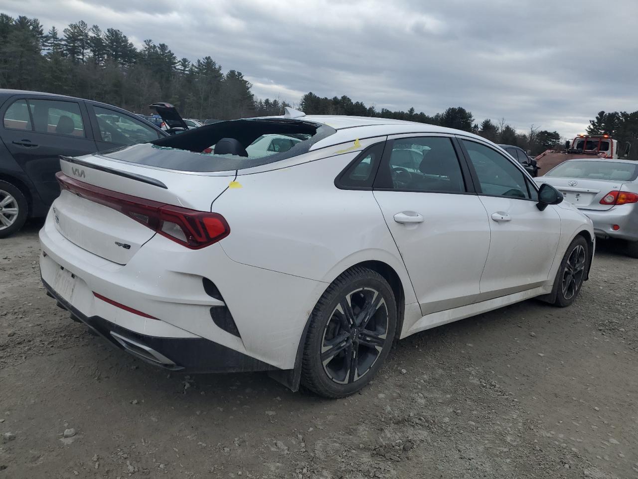 Image 3 of 2022 KIA K5 GT LINE 2022 with VIN 5XXG64J2XNG129695