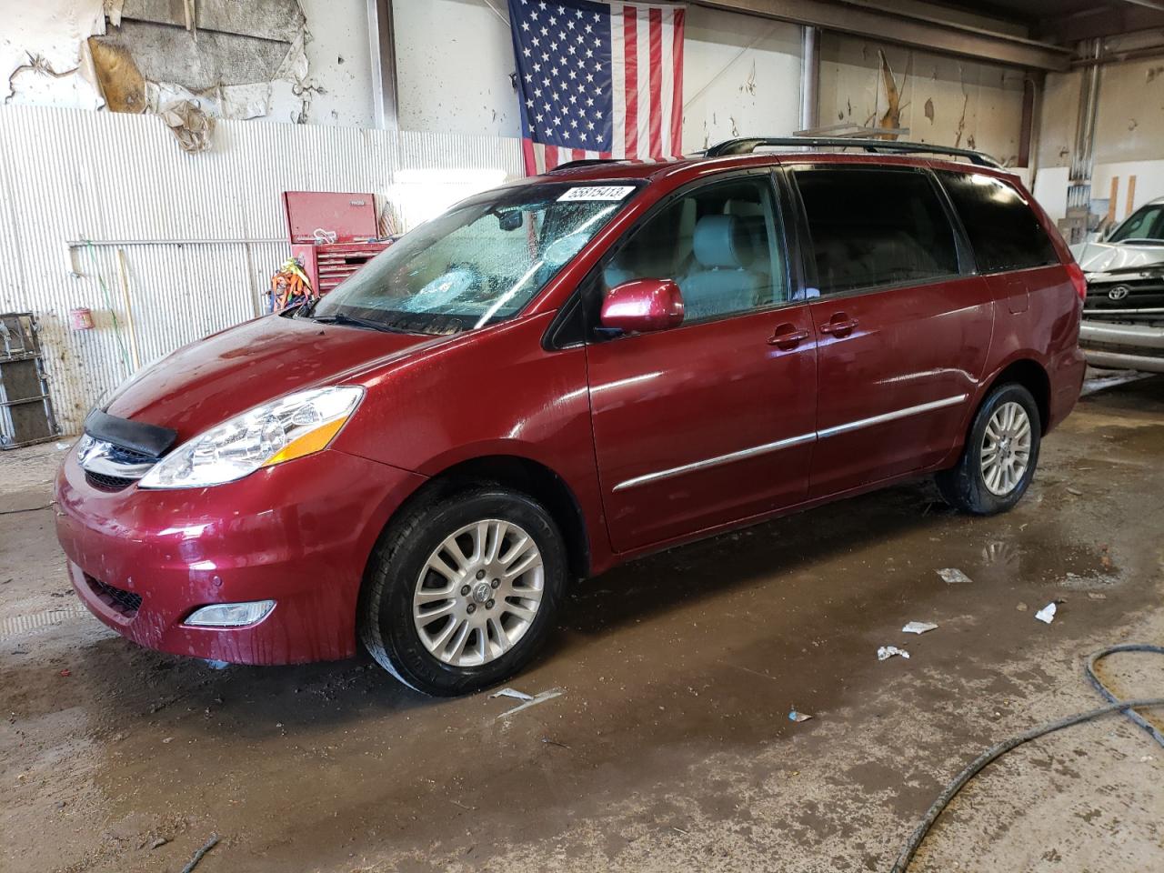 2010 TOYOTA SIENNA XLE 2010 image