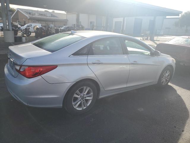 Obraz 3 z 2013 HYUNDAI SONATA GLS 2013 z VIN 5NPEB4AC6DH702395
