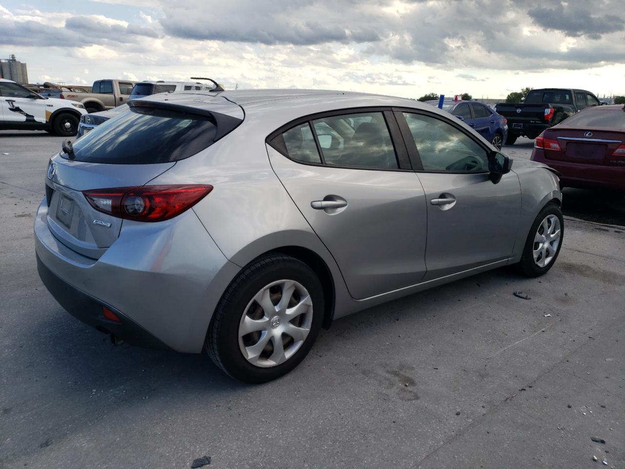 Image 3 of 2016 MAZDA 3 SPORT 2016 with VIN 3MZBM1J77GM283953