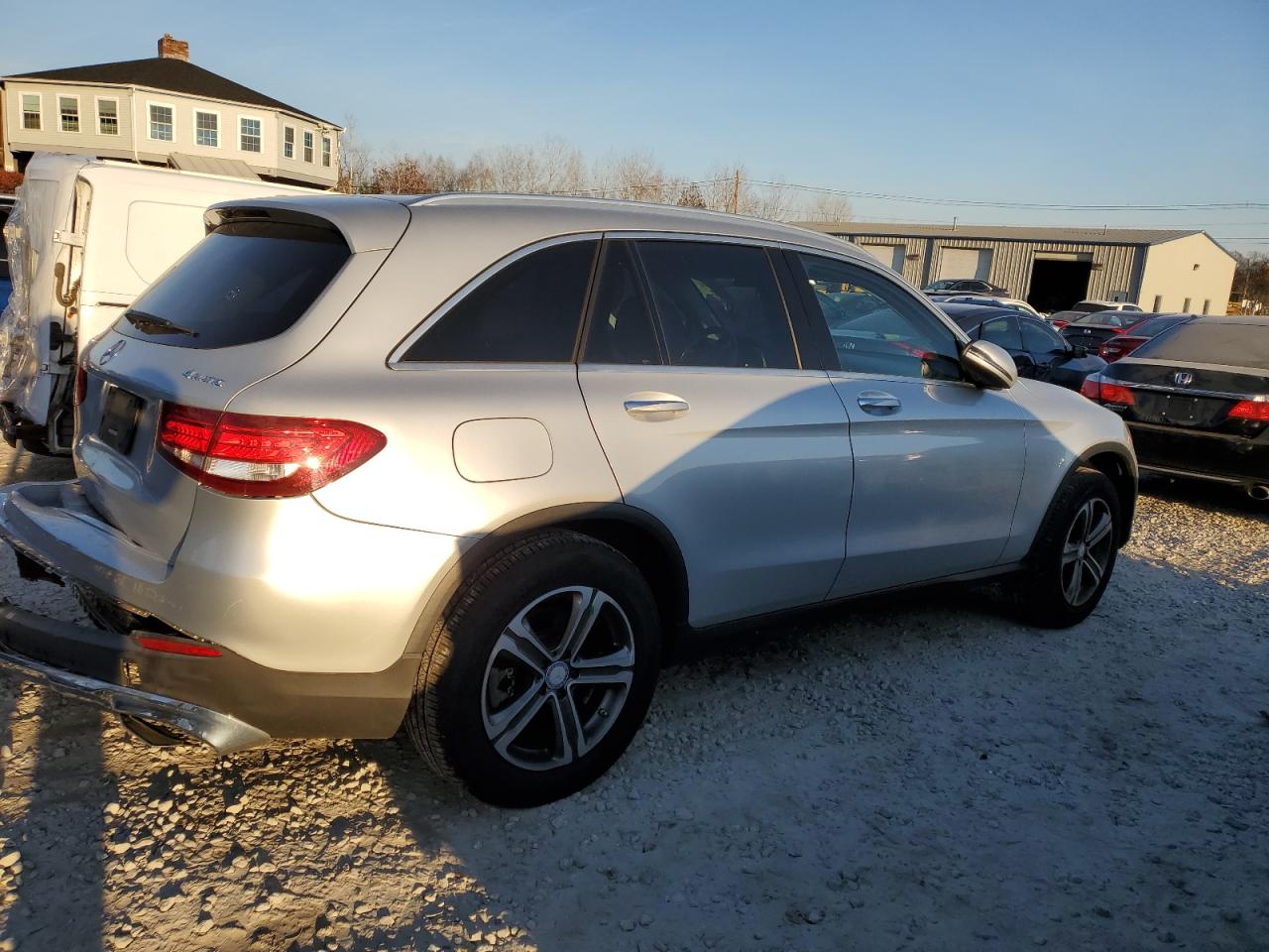 Изображение 3 2016 MERCEDES-BENZ GLC 300 4MATIC 2016 с VIN WDC0G4KB0GF098577