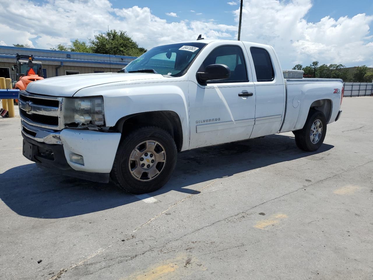 Obraz 1 z 2011 CHEVROLET SILVERADO K1500 LT 2011 z VIN 1GCRKSE37BZ275556
