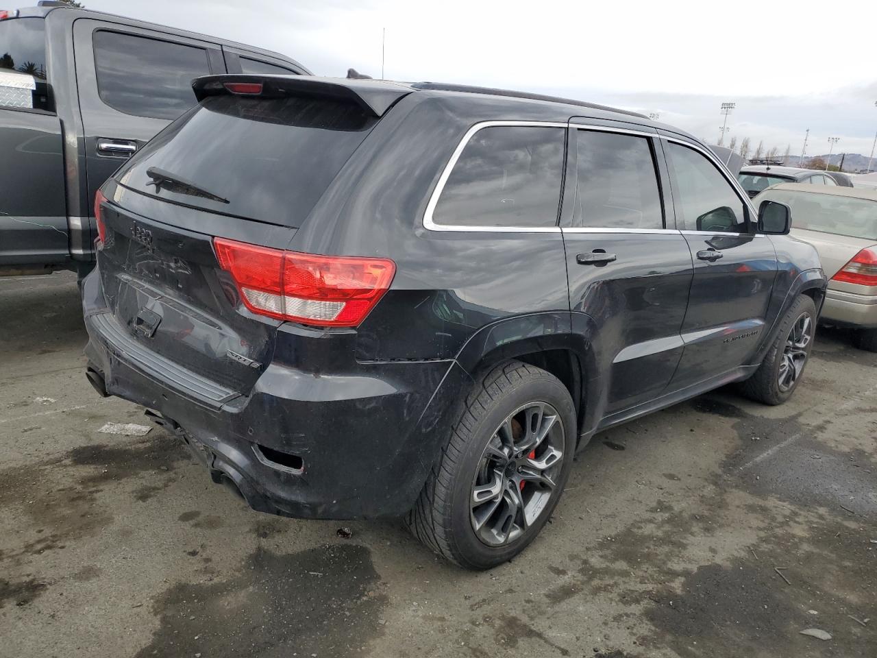 Image 3 of 2013 JEEP GRAND CHEROKEE SRT-8 2013 with VIN 1C4RJFDJ1DC597075