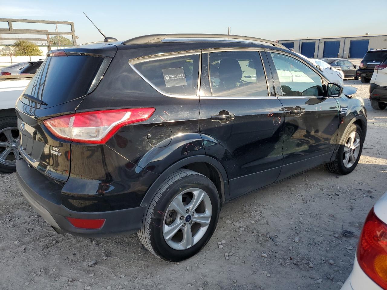 Изображение 3 2016 FORD ESCAPE SE 2016 с VIN 1FMCU9GX3GUC32342
