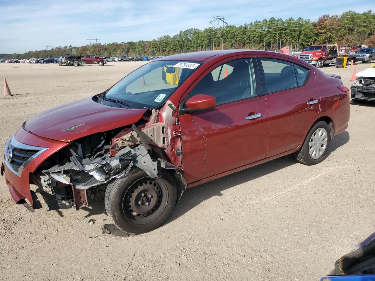 Изображение 1 2017 NISSAN VERSA S 2017 с VIN 3N1CN7AP0HL831678
