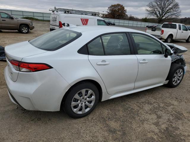 Image 3 of 2022 TOYOTA COROLLA LE 2022 with VIN JTDEPMAE6N3023775