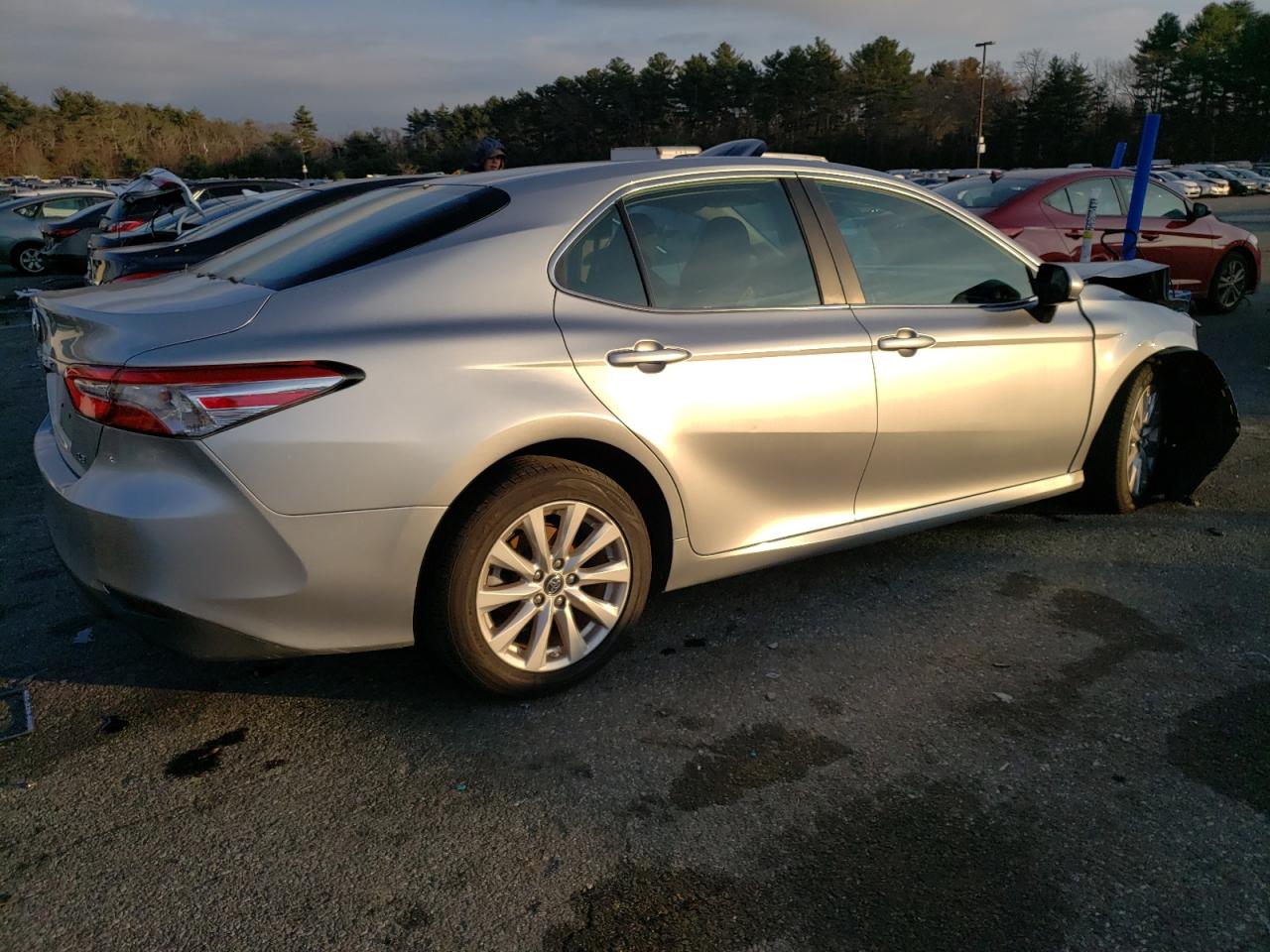 Изображение 3 2018 TOYOTA CAMRY L 2018 с VIN 4T1B11HK5JU021689