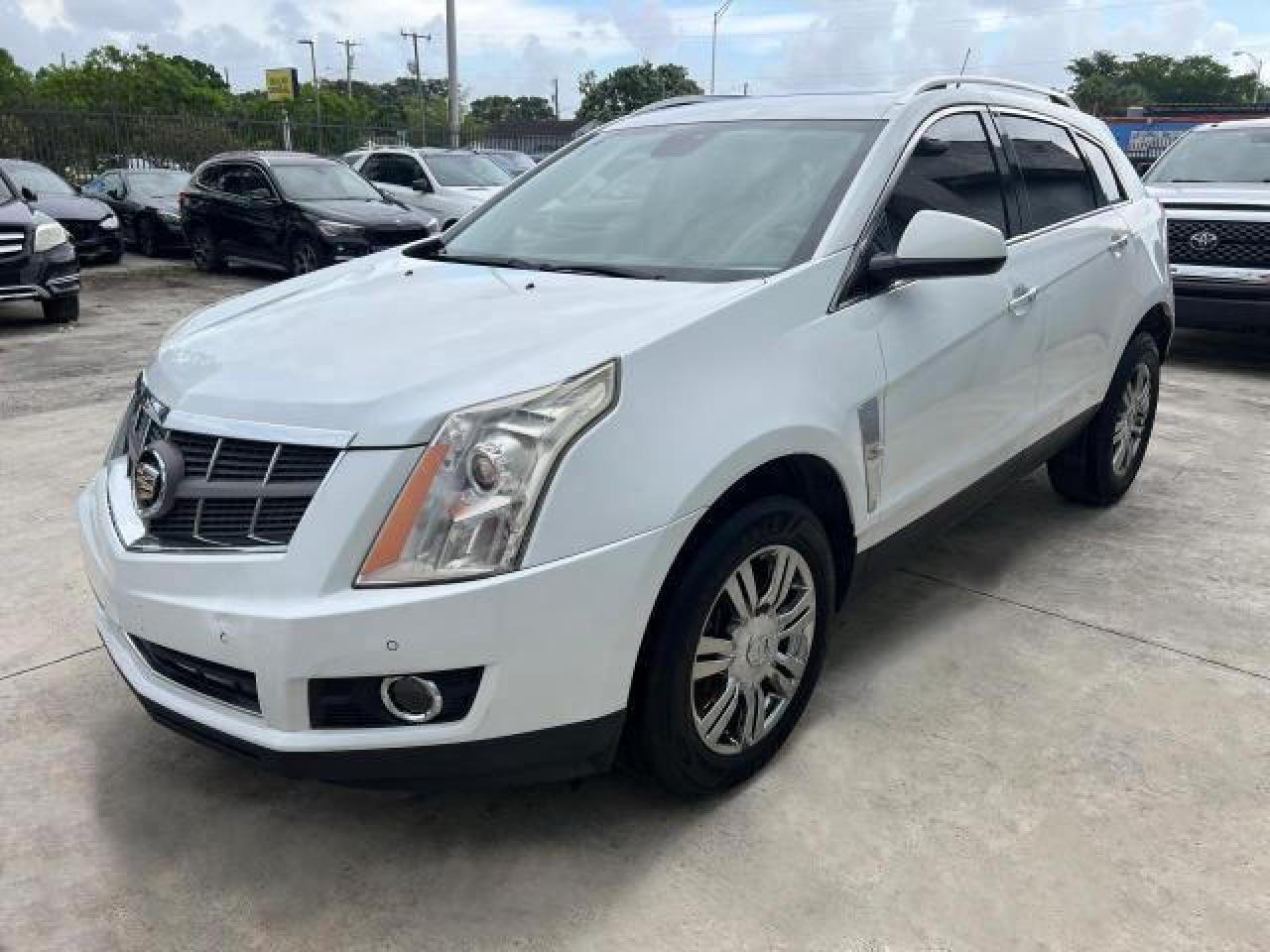 Obraz 1 z 2012 CADILLAC SRX LUXURY COLLECTION 2012 z VIN 3GYFNAE34CS580817