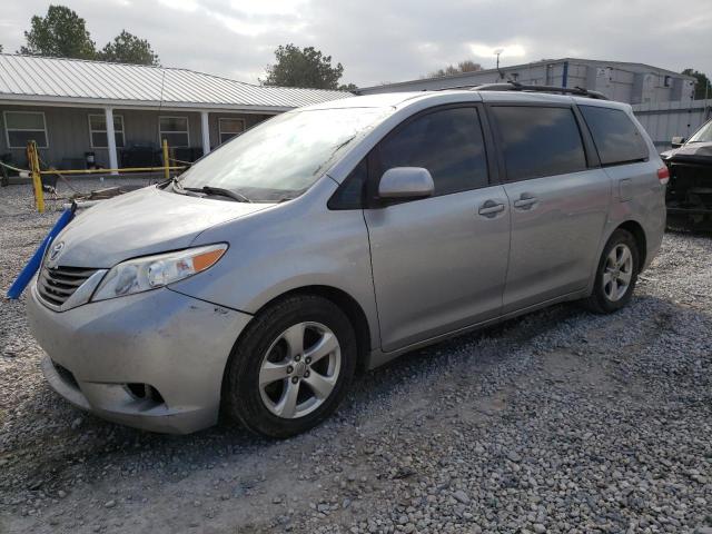 2014 TOYOTA SIENNA LE 2014 image