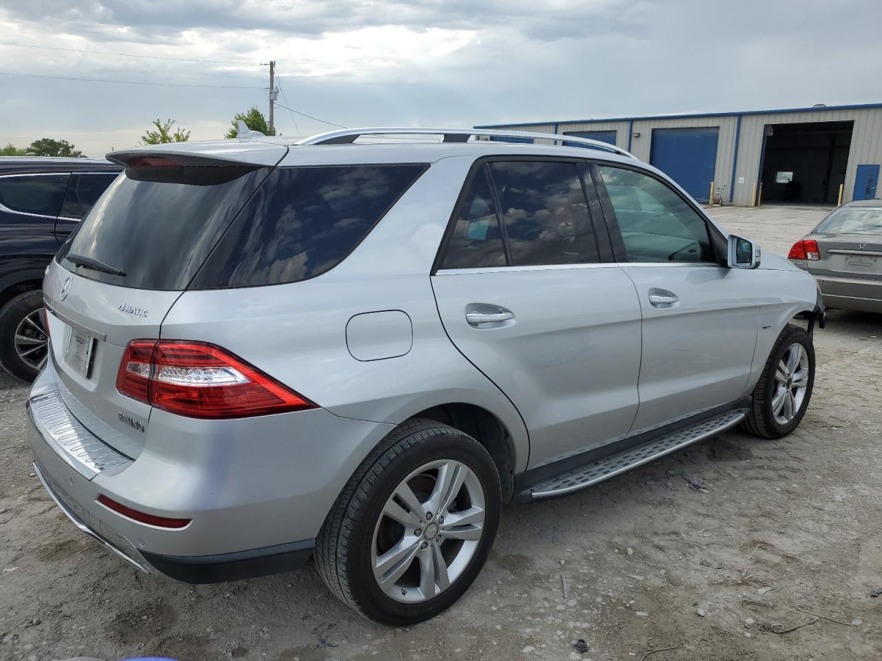 Image 3 of 2012 MERCEDES-BENZ ML 350 4MATIC 2012 with VIN 4JGDA5HB5CA010132