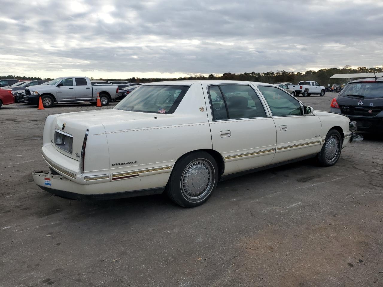 Obraz 3 z 1998 CADILLAC DEVILLE DELEGANCE 1998 z VIN 1G6KE54Y6WU701198