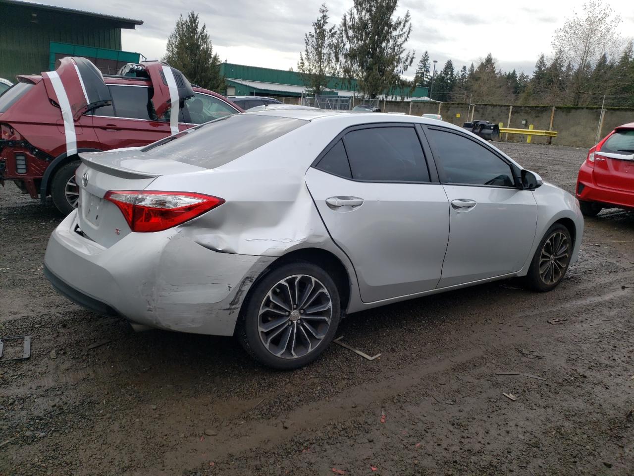Изображение 3 2015 TOYOTA COROLLA L 2015 с VIN 2T1BURHE8FC412604