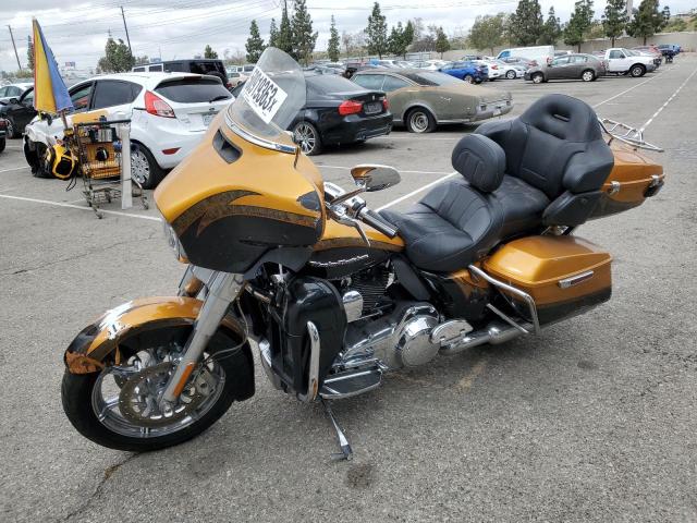 Image 2 of 2015 HARLEY-DAVIDSON FLHTKSE CVO LIMITED 2015 with VIN 1HD1TEN18FB961855