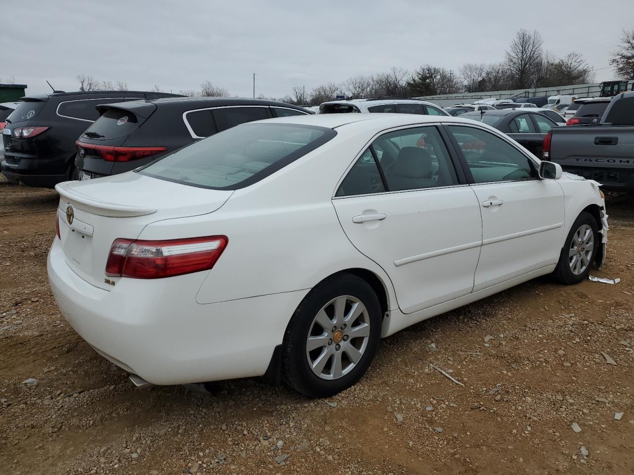 Obraz 3 z 2007 TOYOTA CAMRY LE 2007 z VIN JTNBK46K773006529