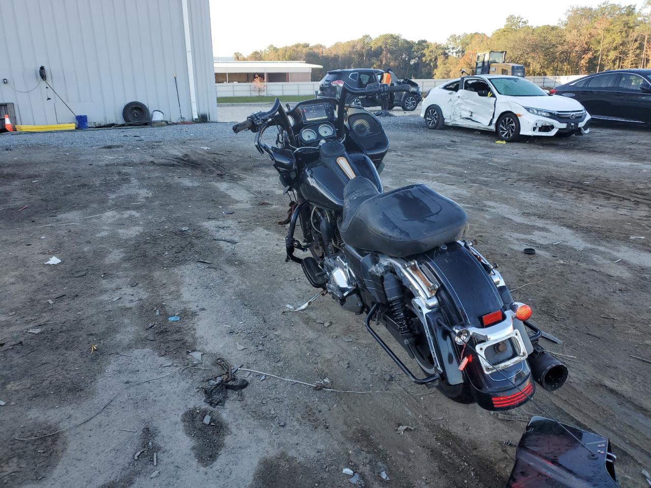Изображение 3 2015 HARLEY-DAVIDSON FLTRXS ROAD GLIDE SPECIAL 2015 с VIN 1HD1KTM14FB612197