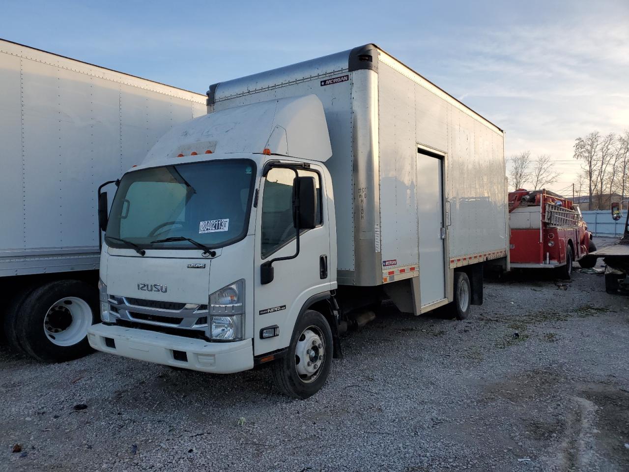 Obraz 2 z 2019 ISUZU NPR HD  2019 z VIN 54DC4W1C5KS800132