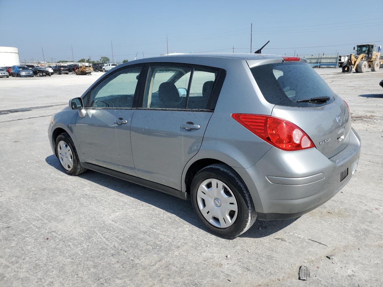 Obraz 2 z 2011 NISSAN VERSA S 2011 z VIN 3N1BC1CP3BL468814