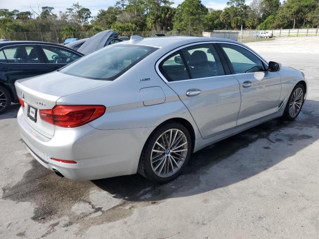 Obraz 3 z 2018 BMW 530E  2018 z VIN WBAJA9C53JB032859