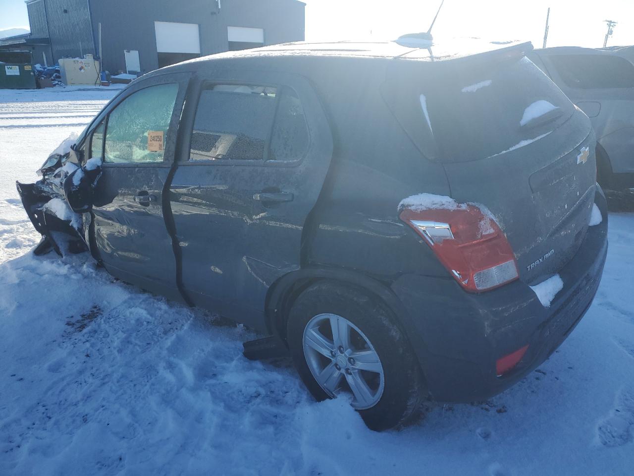Изображение 2 2021 CHEVROLET TRAX LS 2021 с VIN KL7CJNSM1MB374020