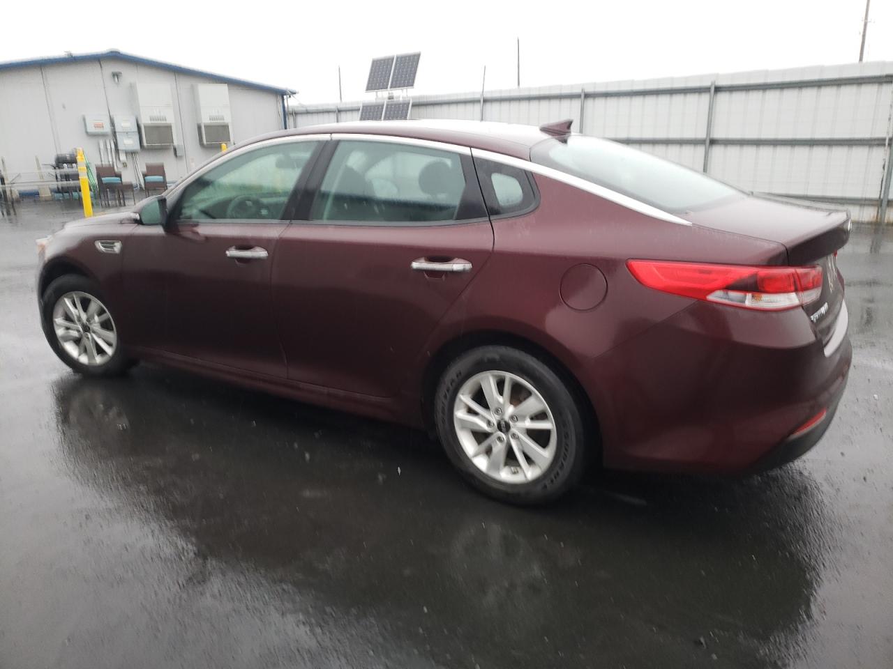 Obraz 2 z 2016 KIA OPTIMA LX 2016 z VIN 5XXGT4L39GG115076