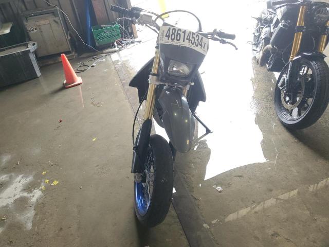 Image 2 of 2017 SUZUKI DR-Z400 SM 2017 with VIN JS1SK44A2H2100284