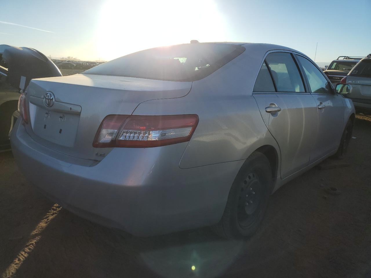 Obraz 3 z 2011 TOYOTA CAMRY BASE 2011 z VIN 4T4BF3EK9BR198254