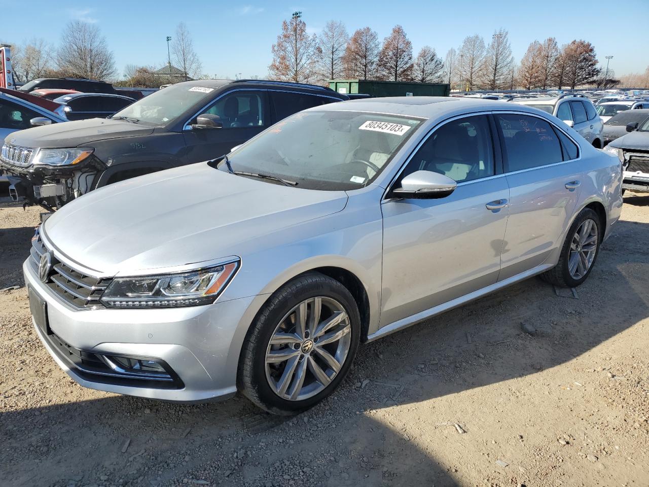 Изображение 2018 VOLKSWAGEN PASSAT SE 2018