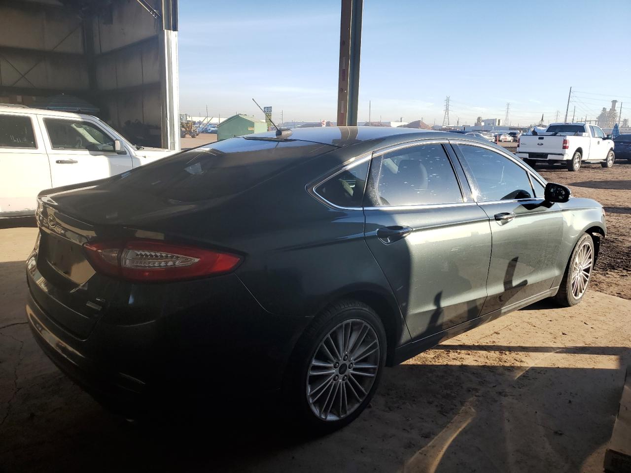 Image 3 of 2016 FORD FUSION SE 2016 with VIN 3FA6P0HD7GR166223