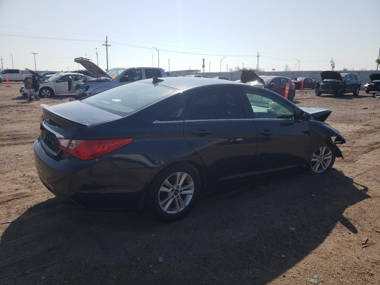 Изображение 3 Hyundai Sonata Gls 2013 с VIN 5NPEB4AC4DH789309