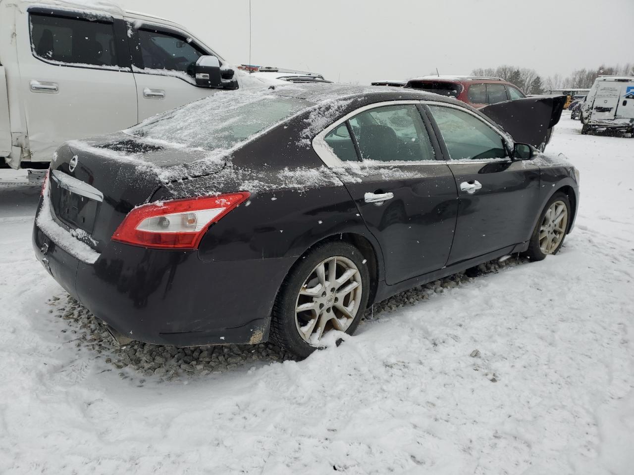 Image 3 of 2011 NISSAN MAXIMA S 2011 with VIN 1N4AA5AP7BC832596
