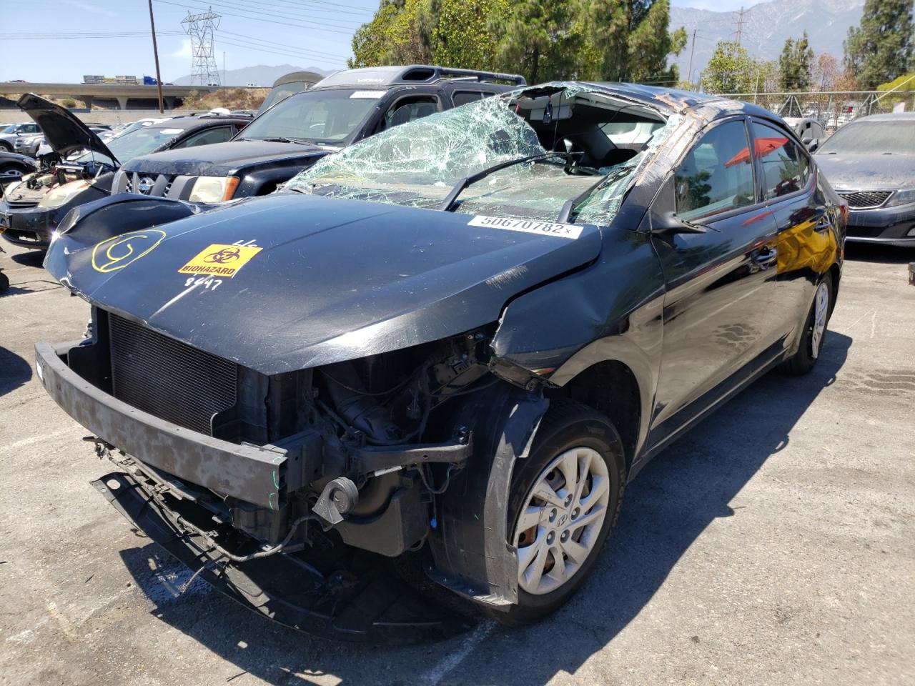 Image 2 of 2020 HYUNDAI ELANTRA SE 2020 with VIN 5NPD74LF0LH498647