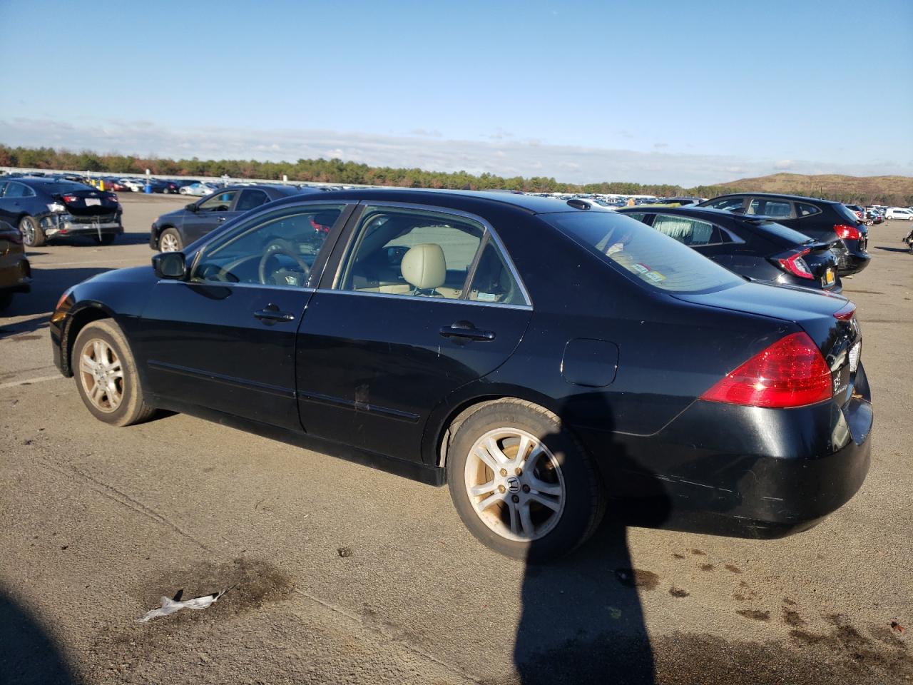 Obraz 2 z 2006 HONDA ACCORD EX 2006 z VIN 1HGCM56876A107711