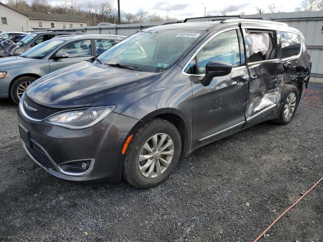 Image 1 of 2018 CHRYSLER PACIFICA TOURING L 2018 with VIN 2C4RC1BG4JR204614