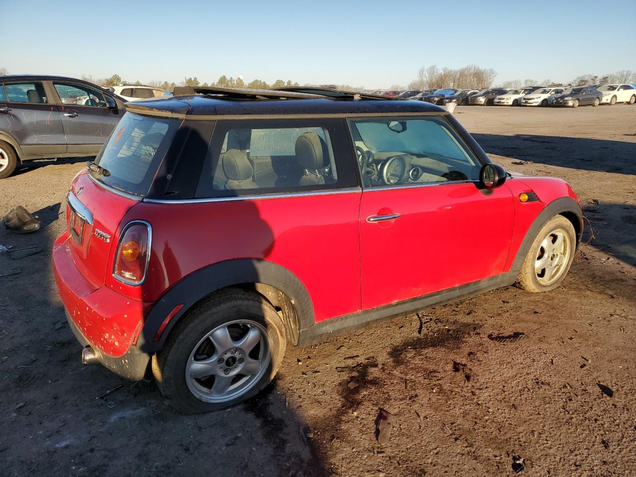 Изображение 3 2010 MINI COOPER  2010 с VIN WMWMF3C51ATZ63995