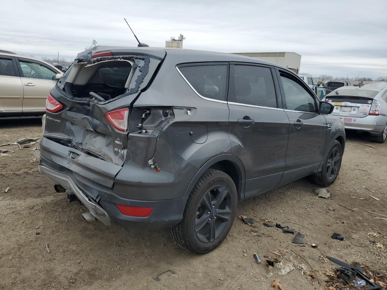 Изображение 3 2015 FORD ESCAPE SE 2015 с VIN 1FMCU9G93FUA78232